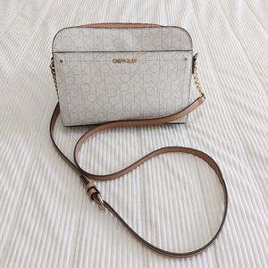 Calvin Klein CK Siginature Vanilla Crossbody Bag